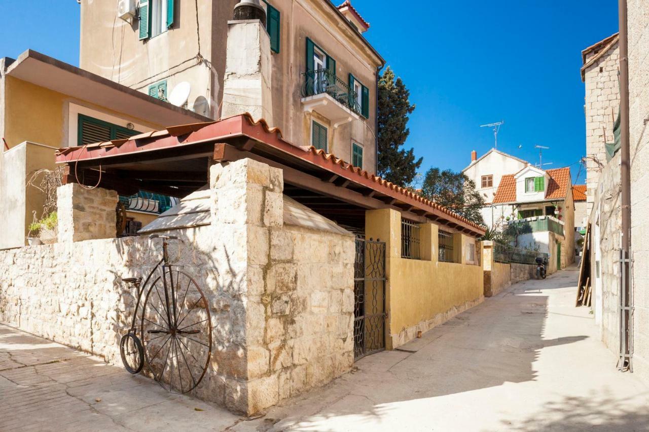 Cozy Apartment Lile In The Heart Of Old Town Split Bagian luar foto